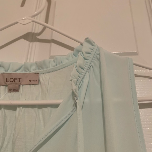 NWT Floral Ruffle Tie Neck Mixed Media Blouse - Picture 3 of 4